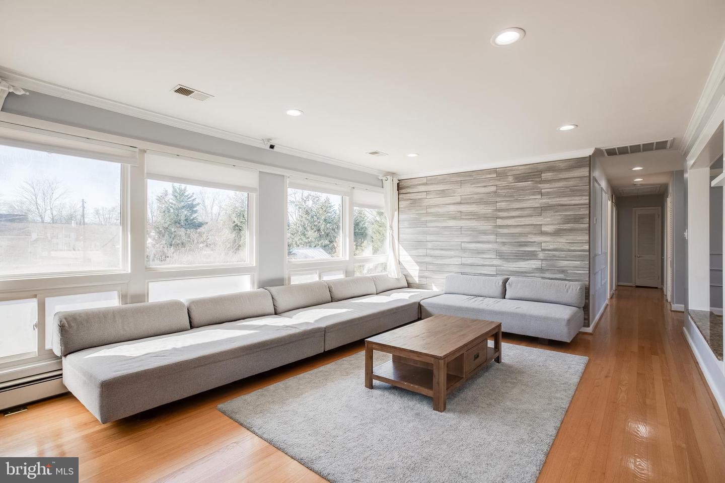 9012 Longstreet DRIVE