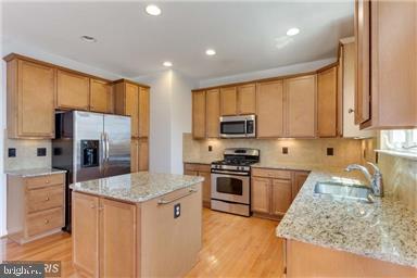 10208 Fountain CIRCLE