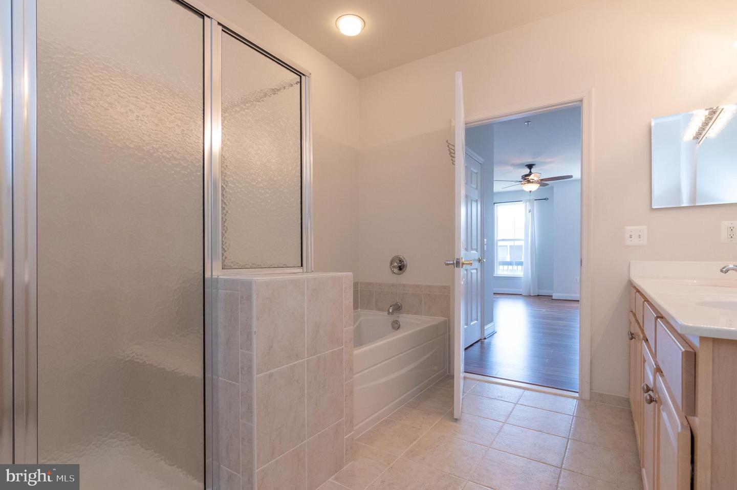 8600 Liberty TRAIL Unit: 202