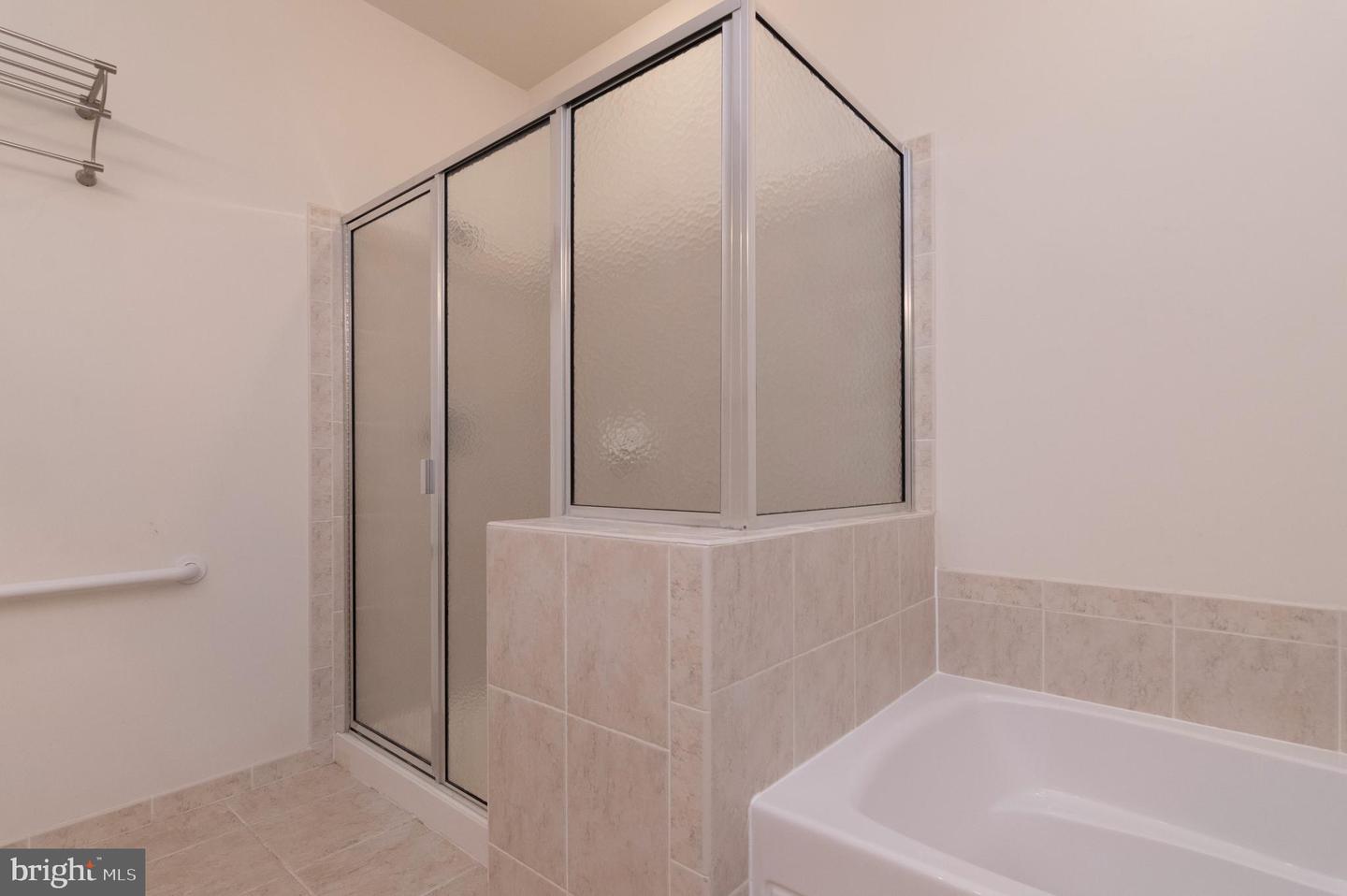 8600 Liberty TRAIL Unit: 202