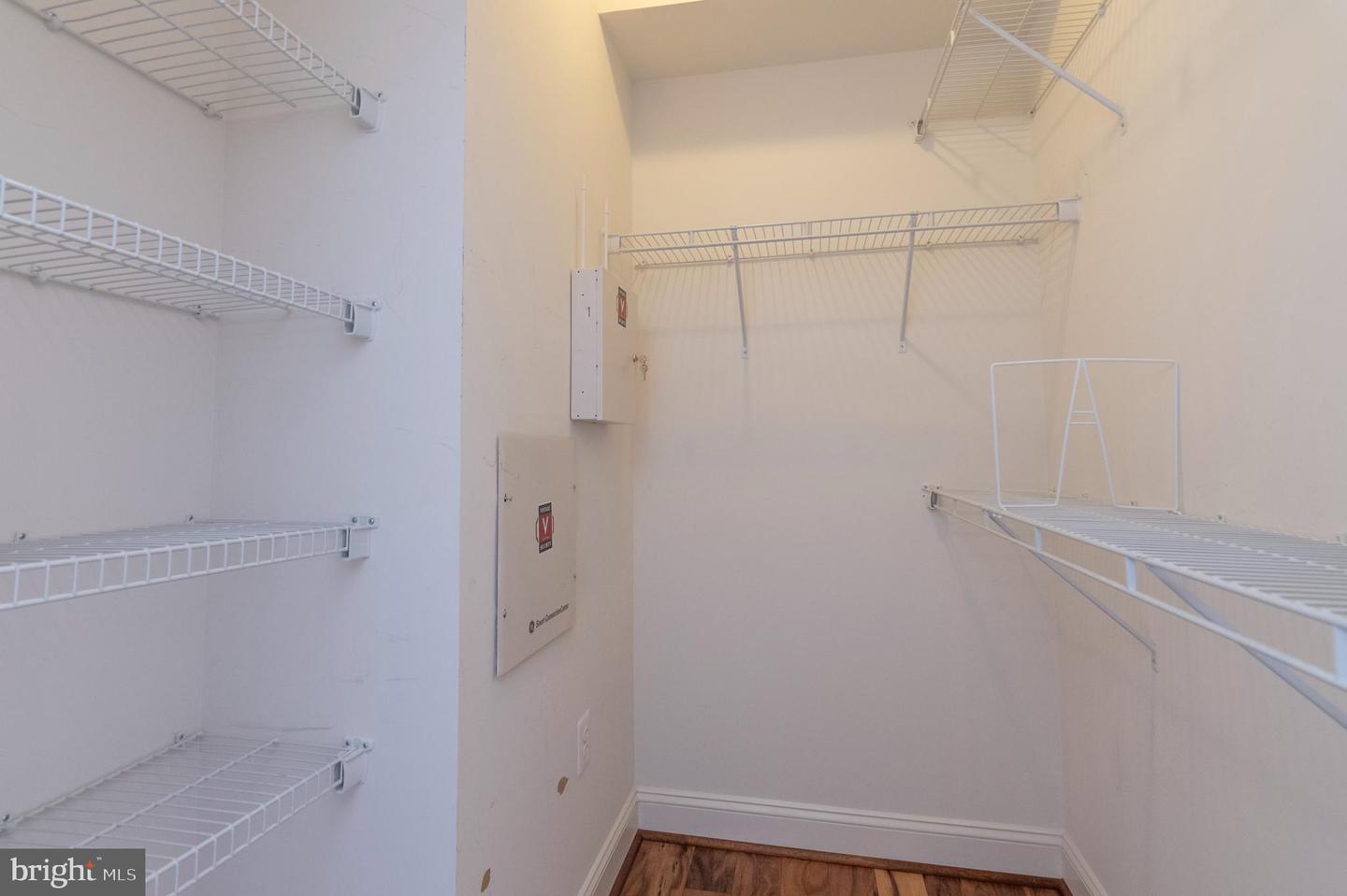8600 Liberty TRAIL Unit: 202