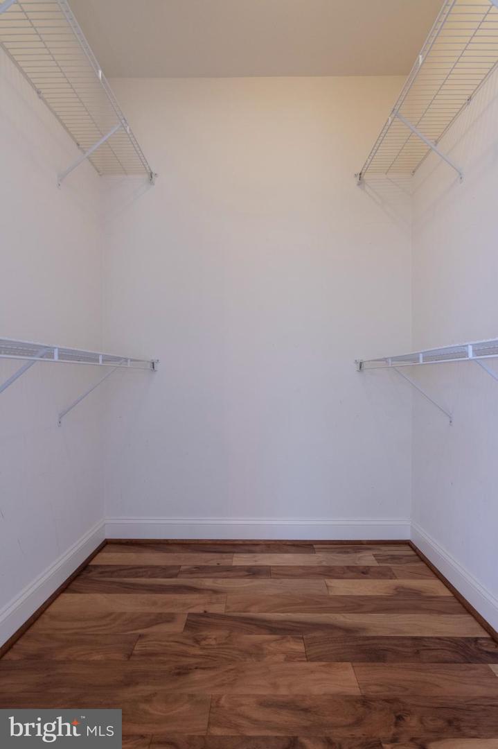 8600 Liberty TRAIL Unit: 202