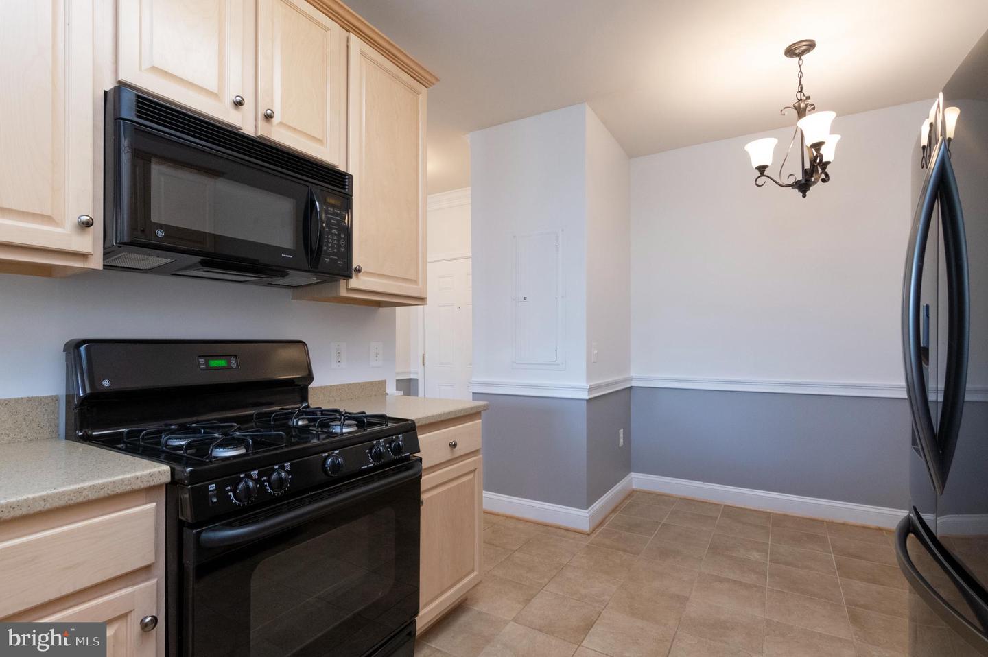 8600 Liberty TRAIL Unit: 202