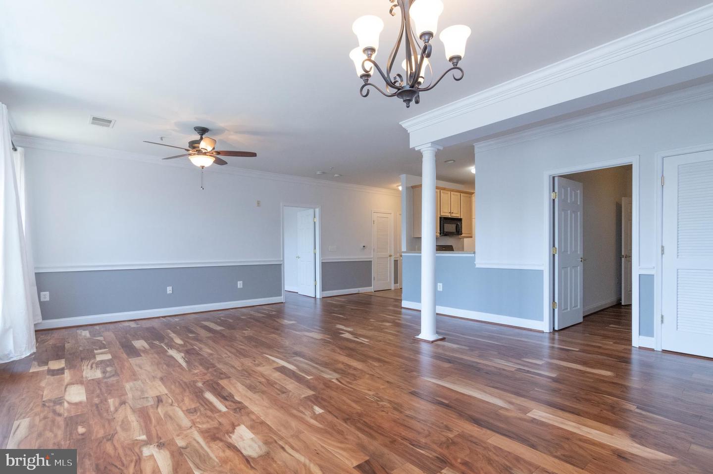 8600 Liberty TRAIL Unit: 202