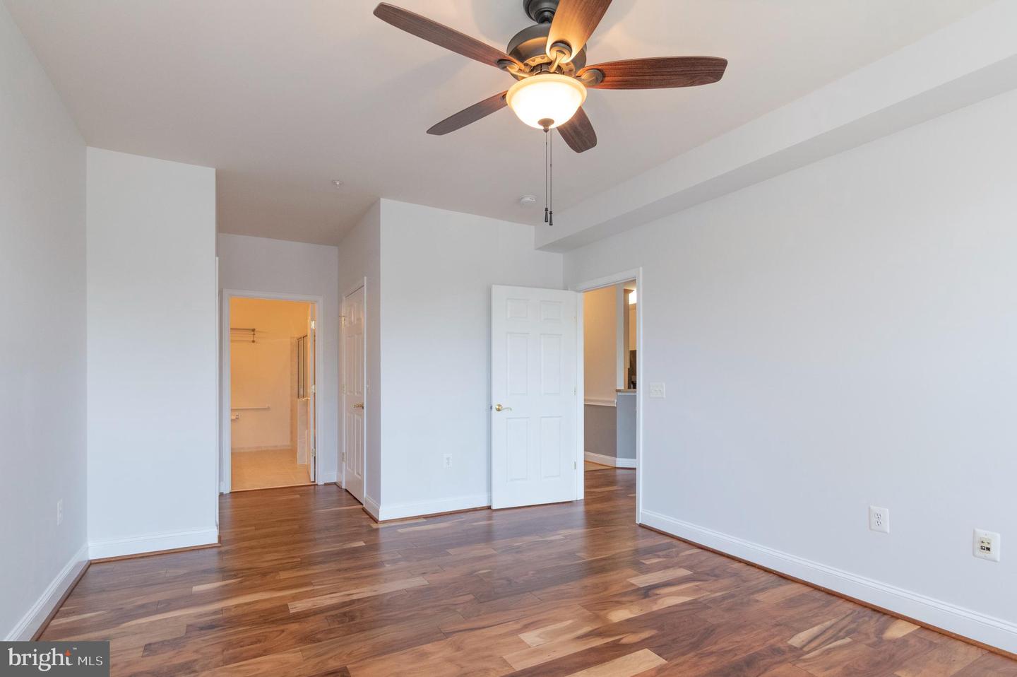 8600 Liberty TRAIL Unit: 202