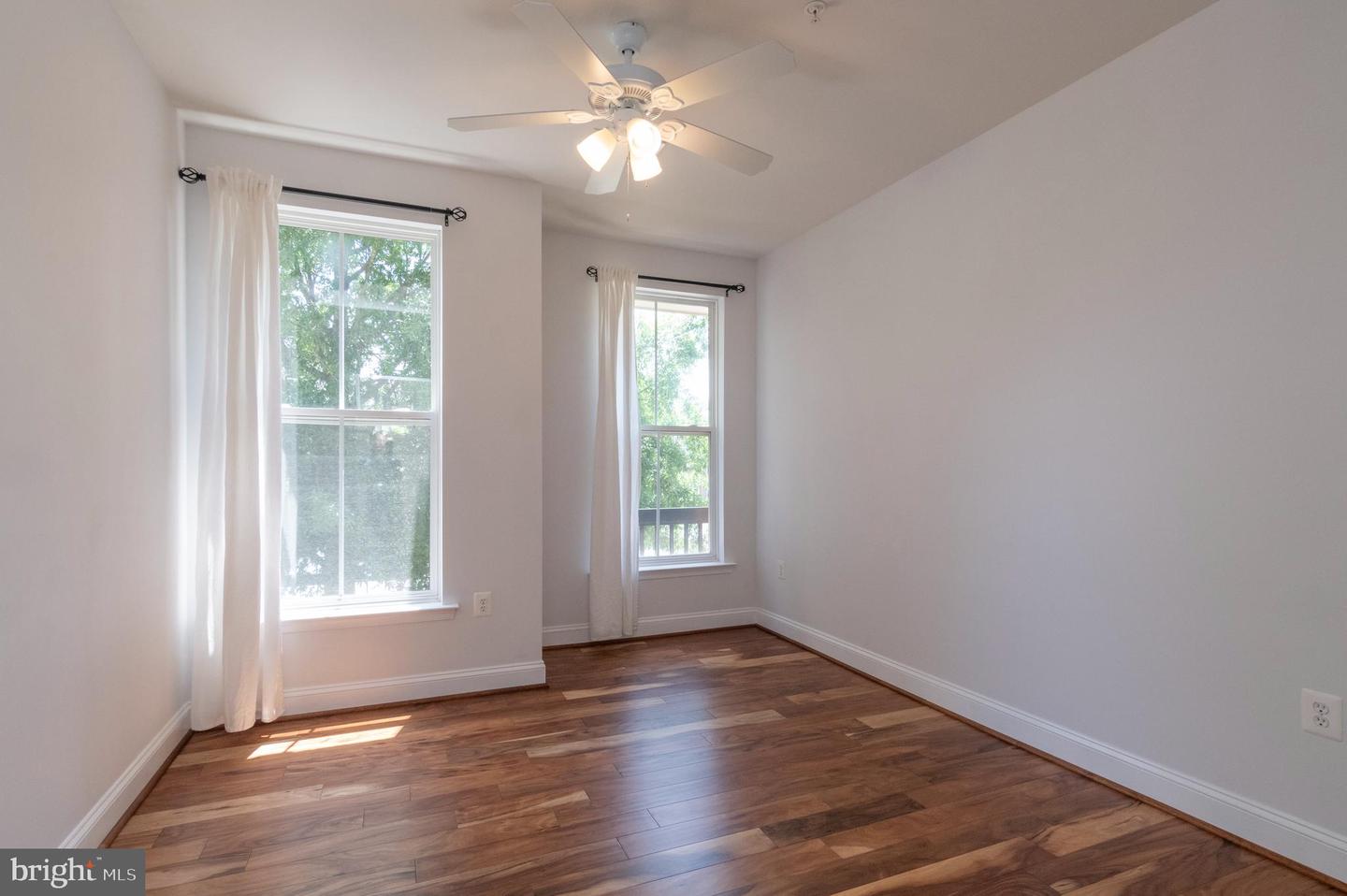 8600 Liberty TRAIL Unit: 202