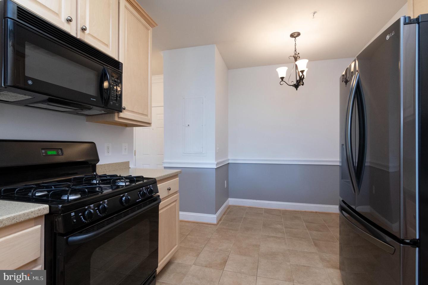 8600 Liberty TRAIL Unit: 202