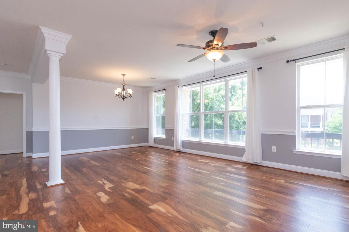 8600 Liberty TRAIL Unit: 202