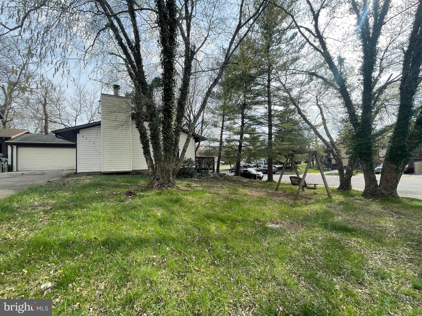 9221 Easton COURT