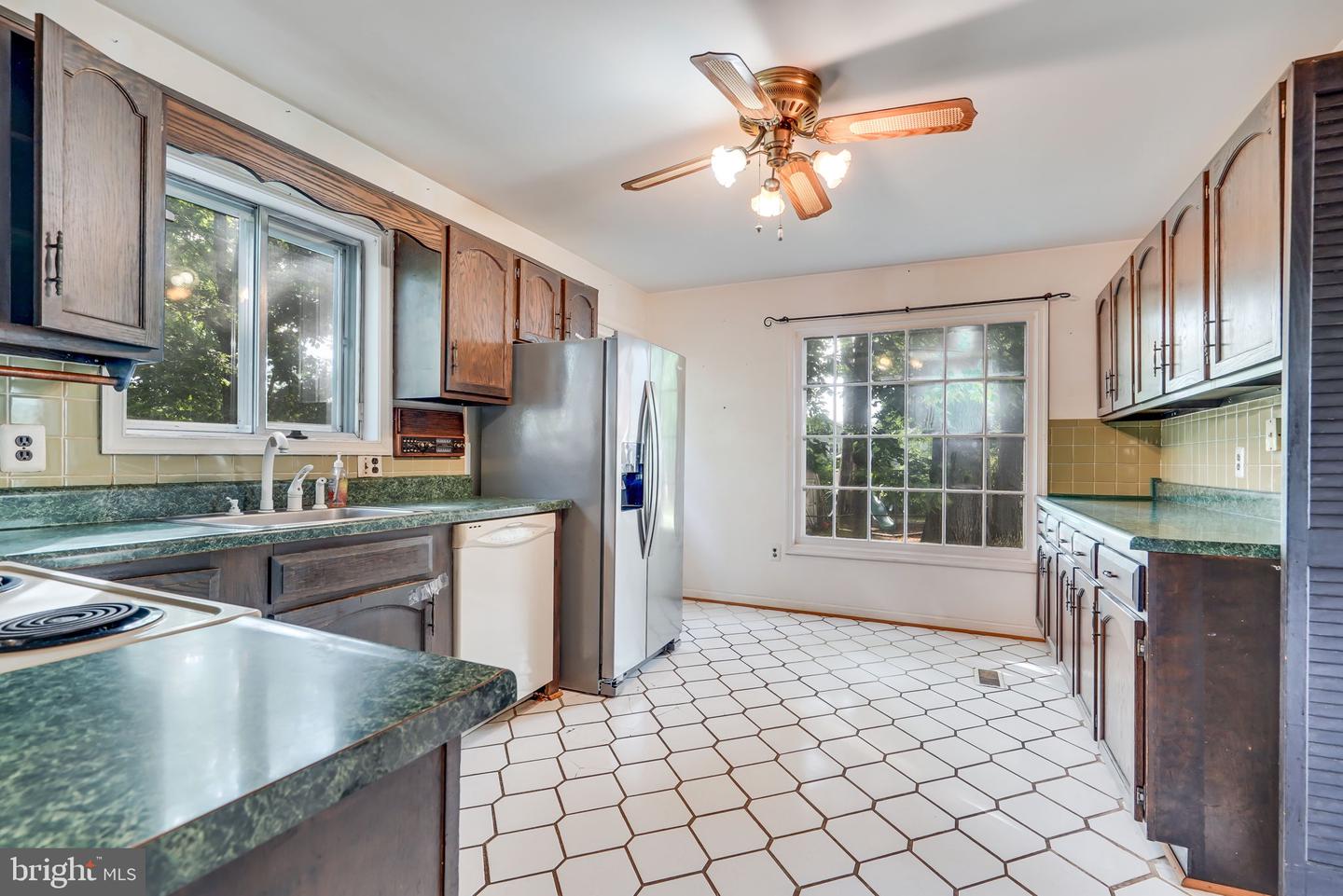 9220 Timberwood COURT