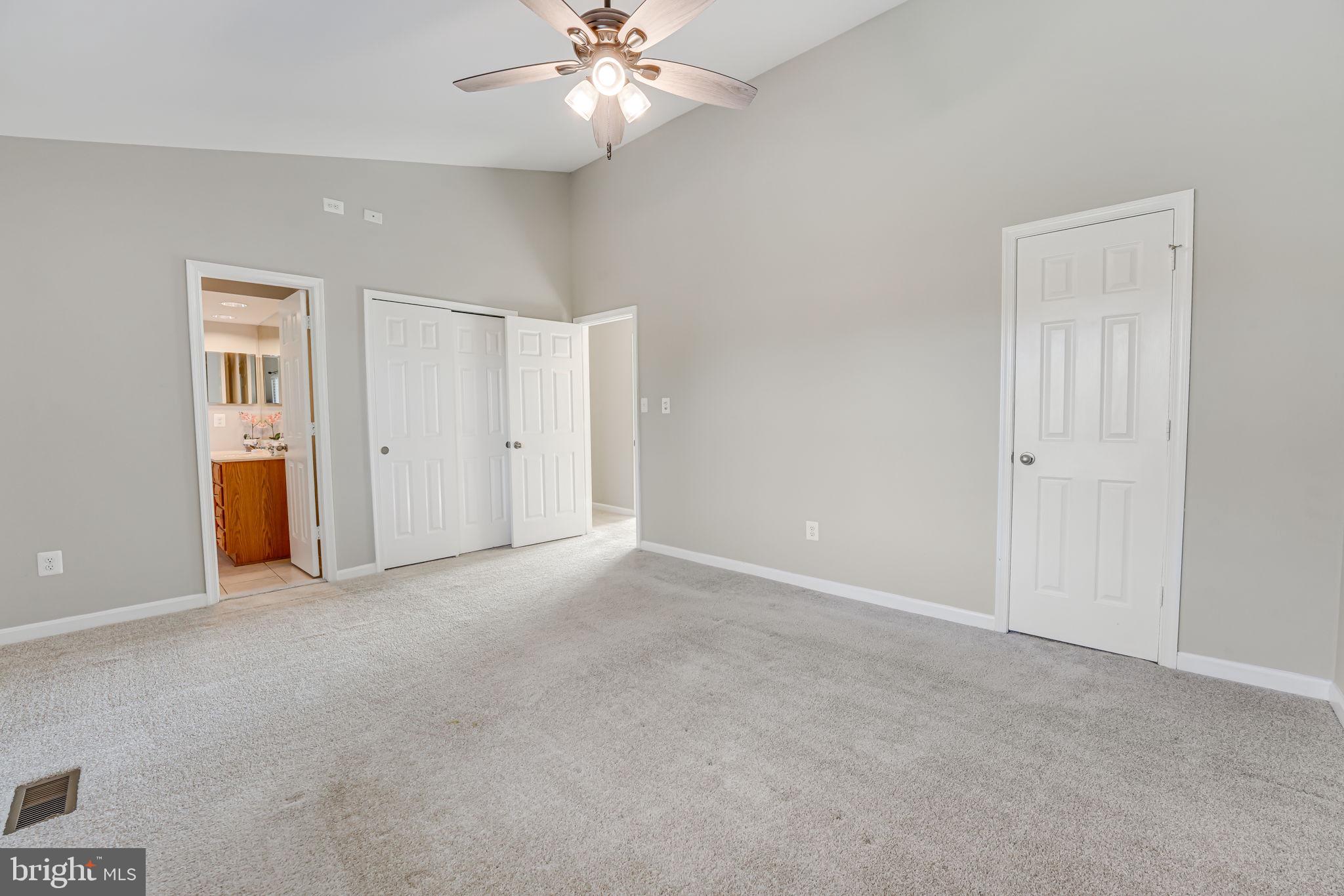 10254 Cedar Ridge DRIVE