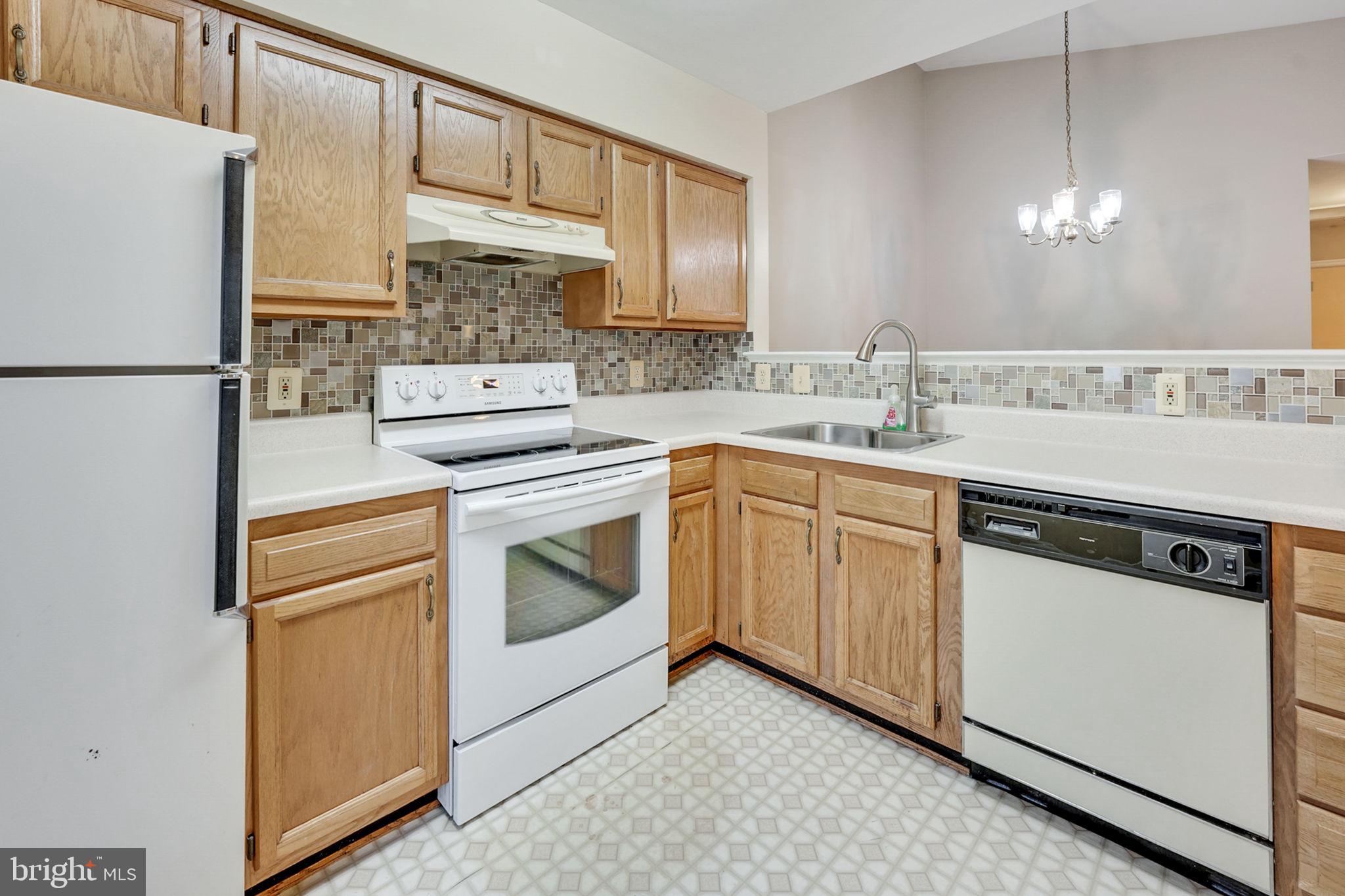 9288 Chapman Oak DRIVE