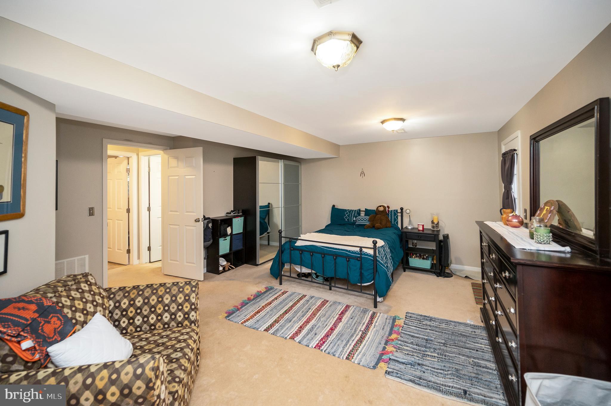 10169 Caladium Dr