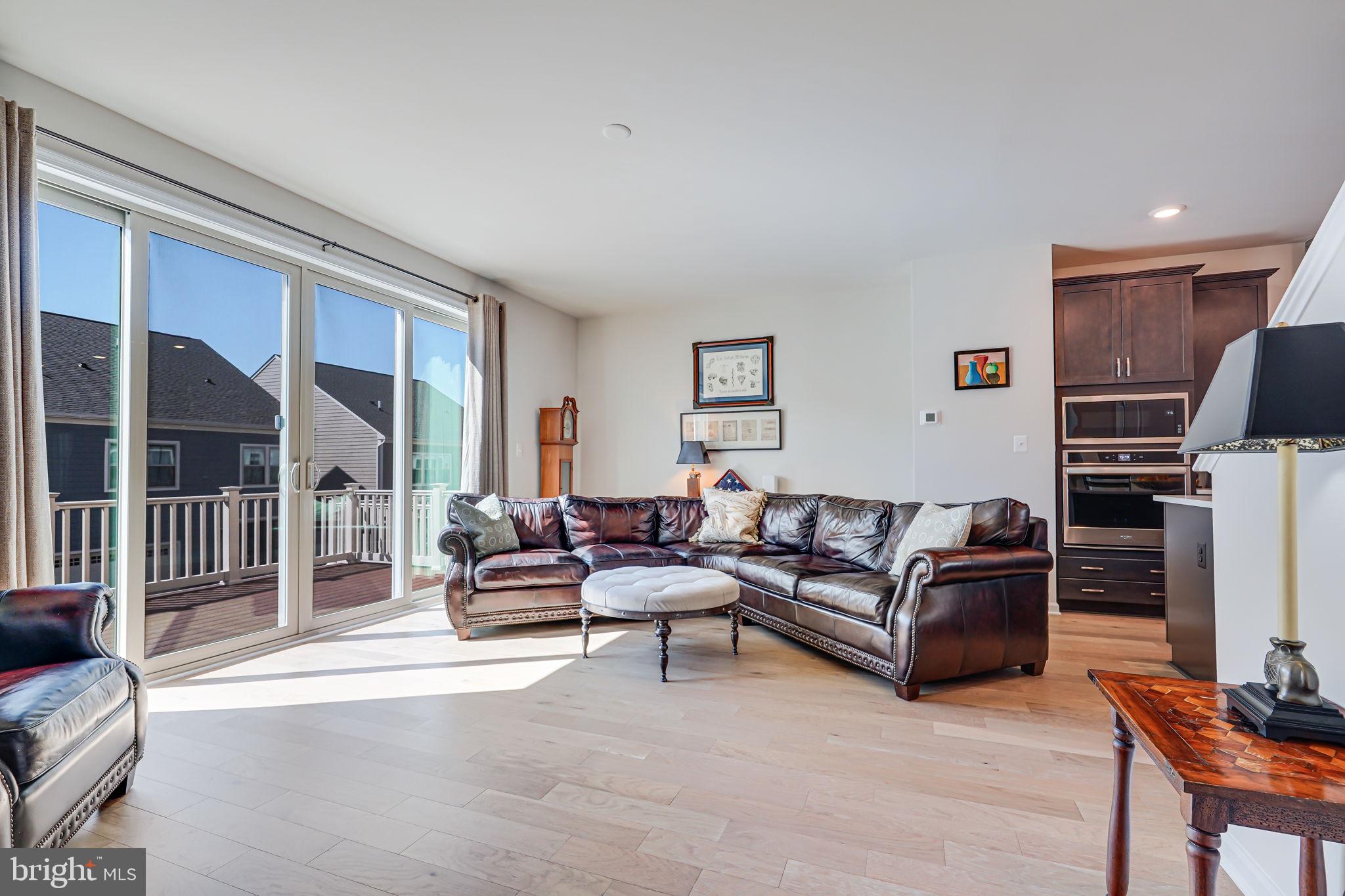 9536 BARNES LOOP