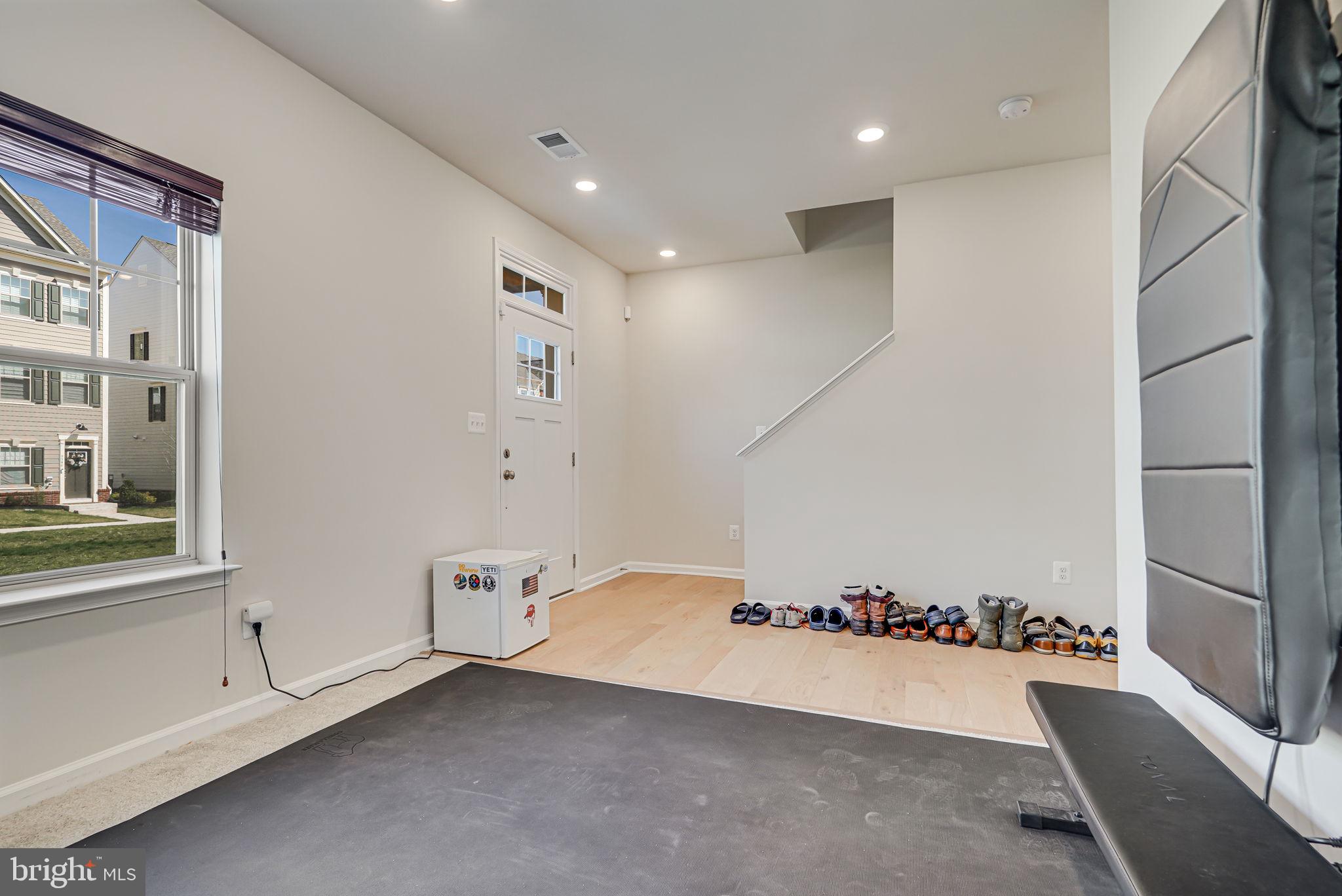 9536 BARNES LOOP