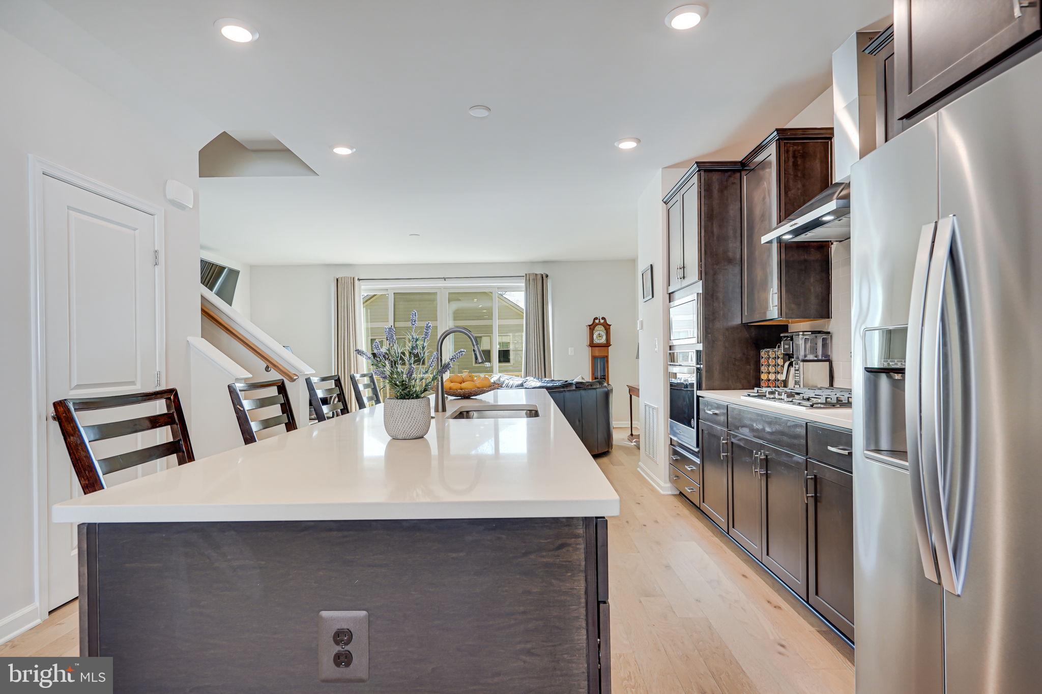 9536 BARNES LOOP