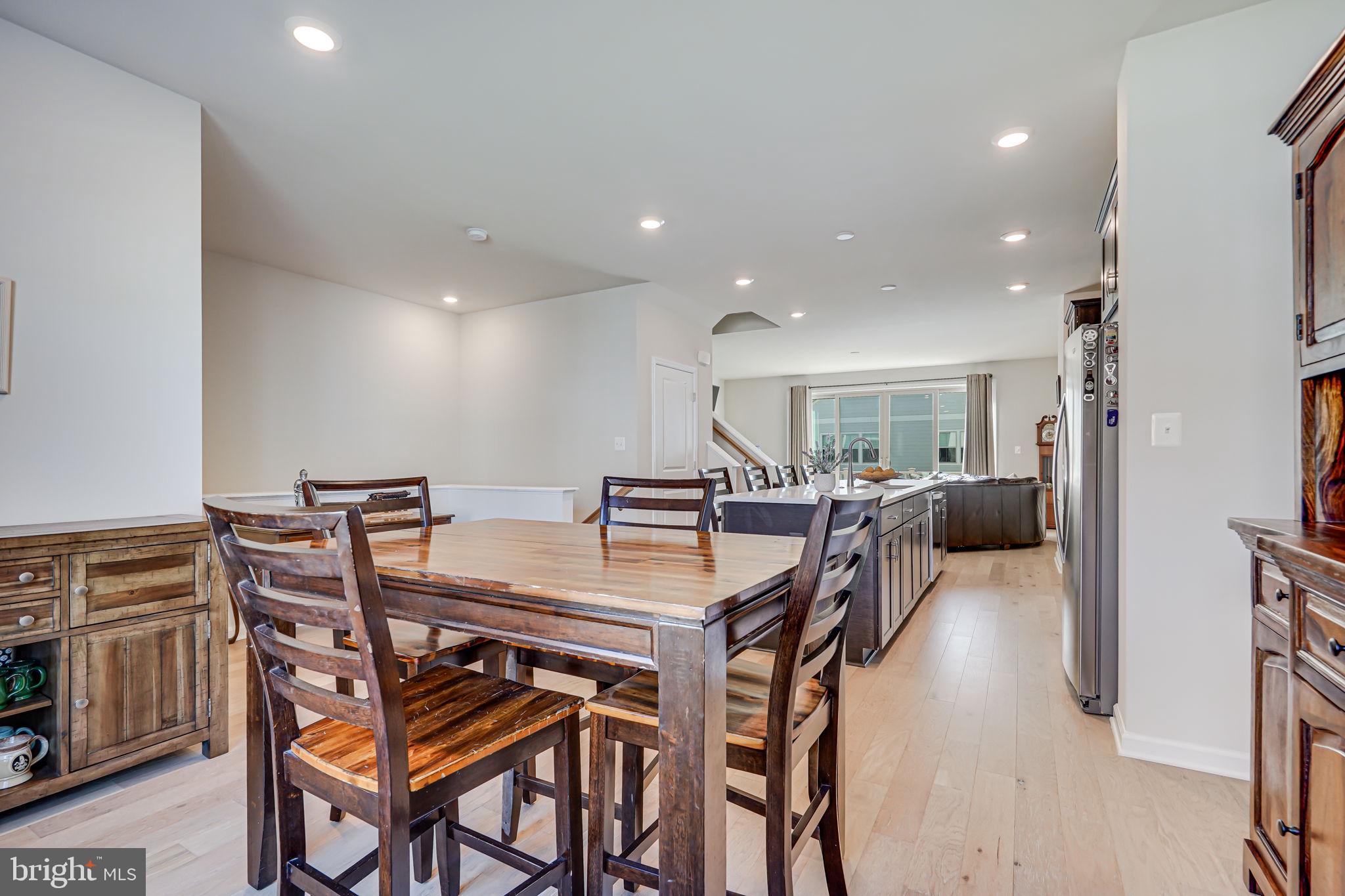 9536 BARNES LOOP