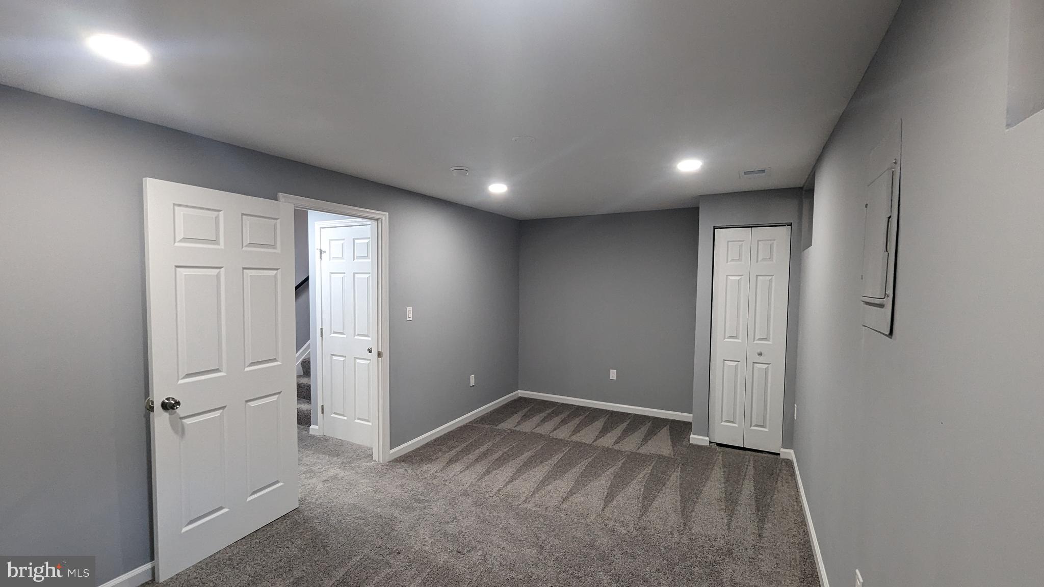 8444 MCKENZIE CIRCLE