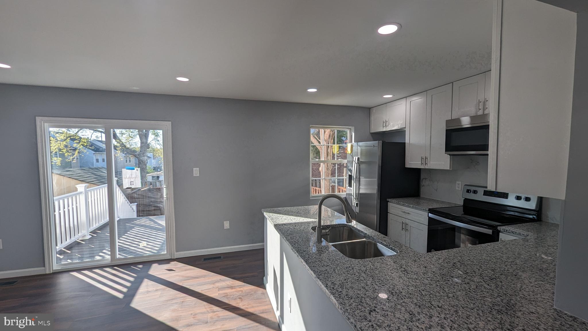 8444 MCKENZIE CIRCLE
