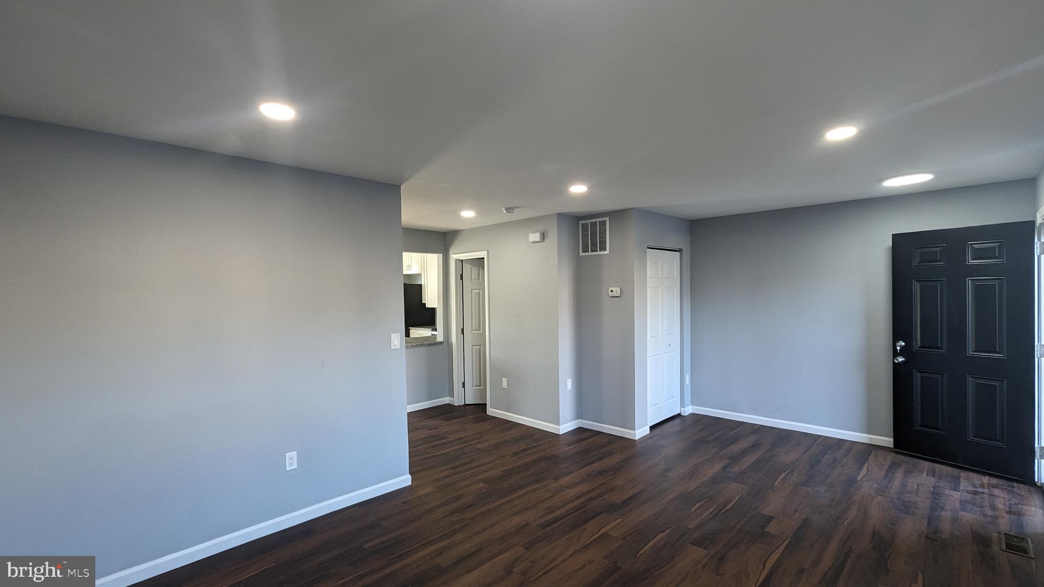 8444 MCKENZIE CIRCLE