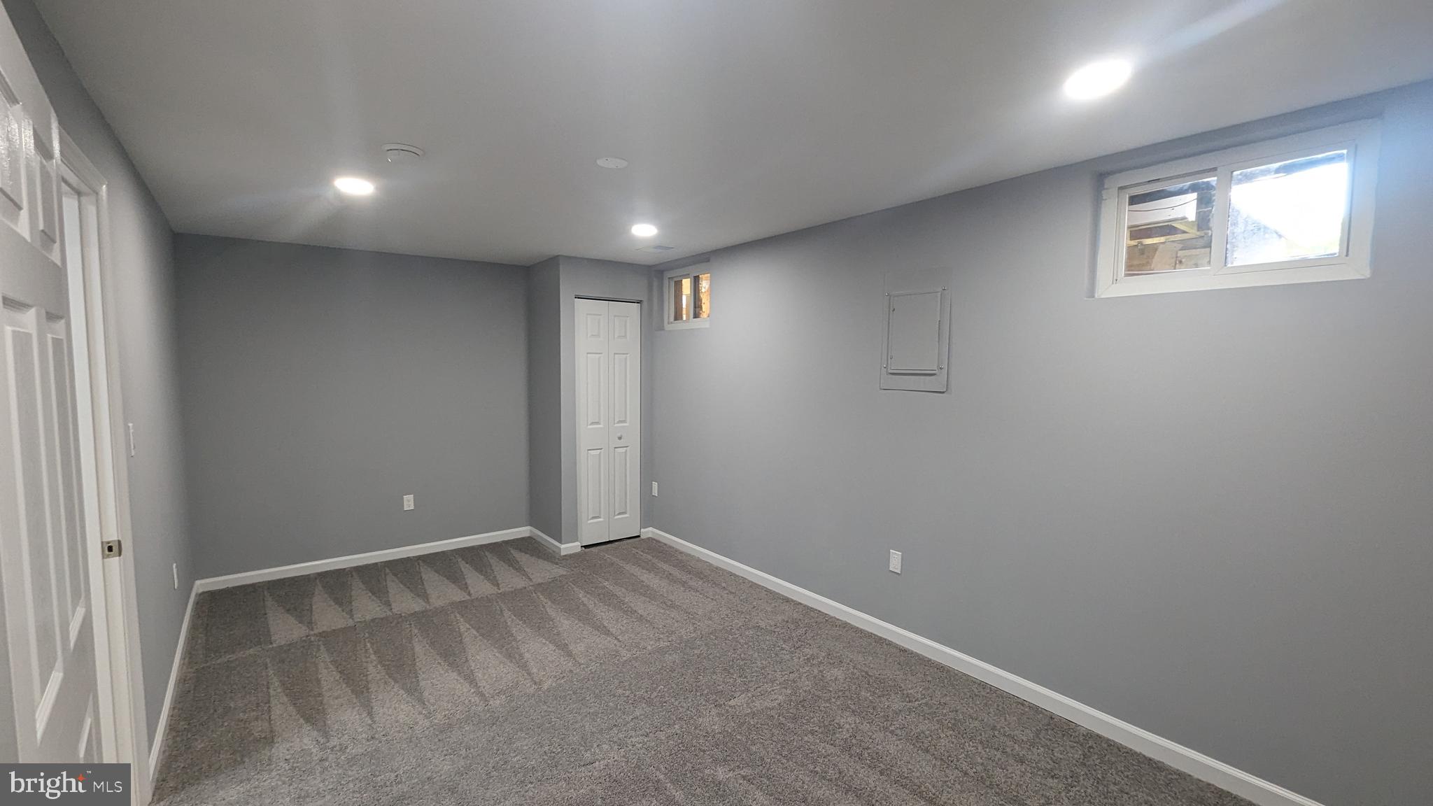 8444 MCKENZIE CIRCLE
