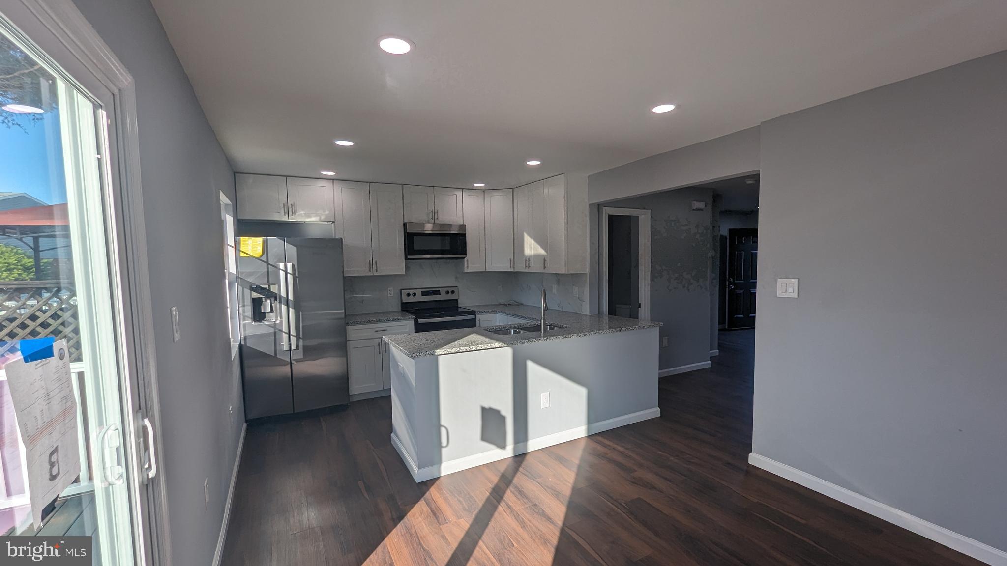 8444 MCKENZIE CIRCLE