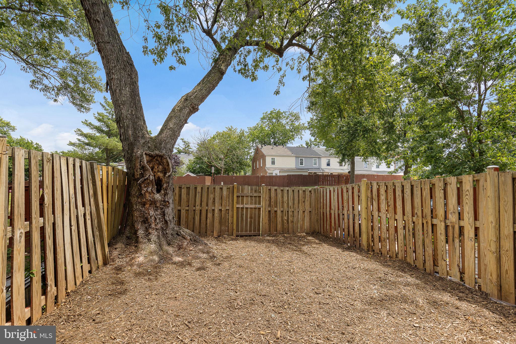 9279 Taney Rd