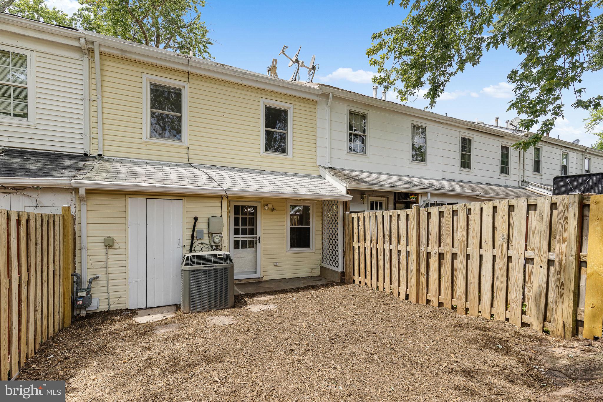 9279 Taney Rd