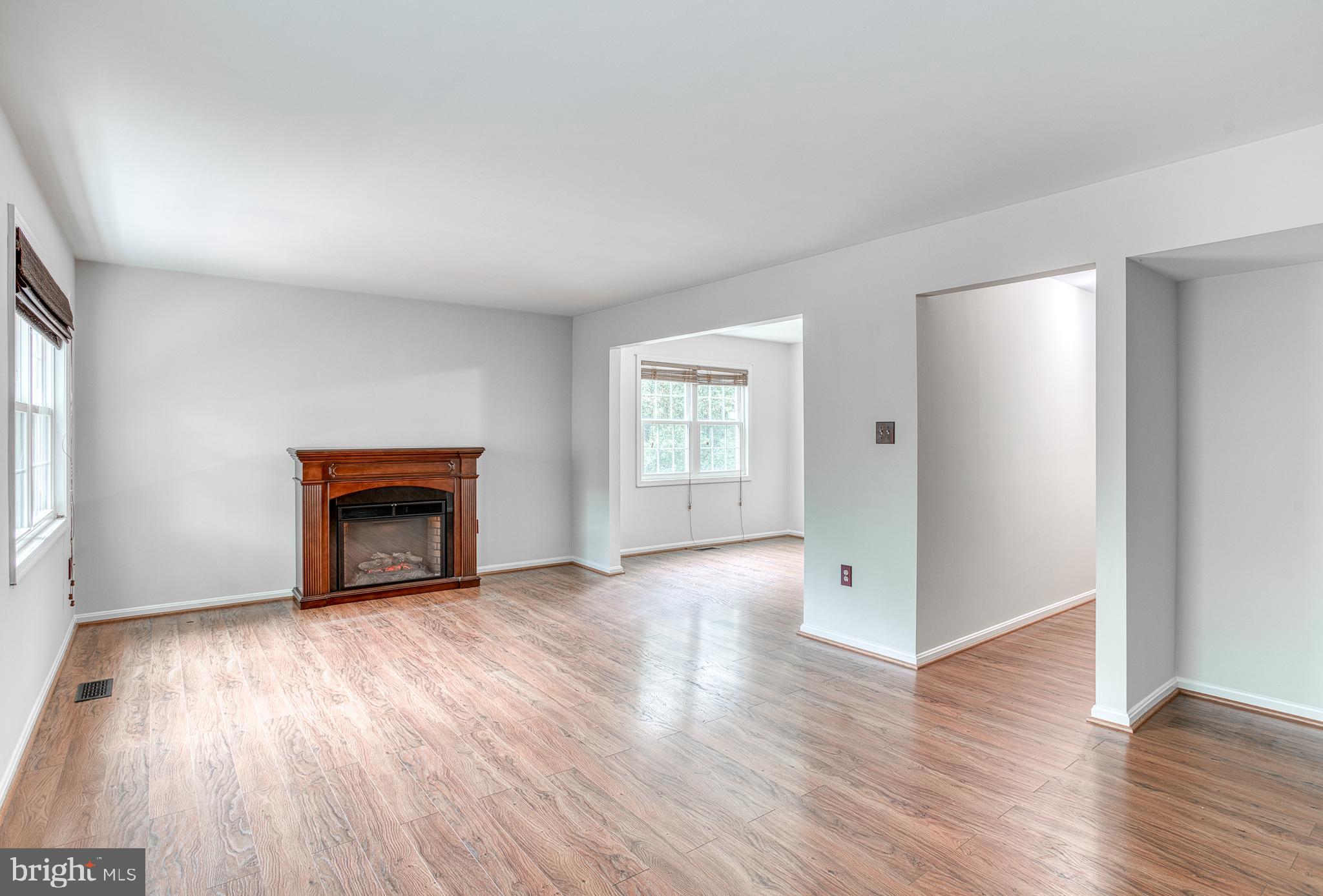 8581 BURLINGTON COURT