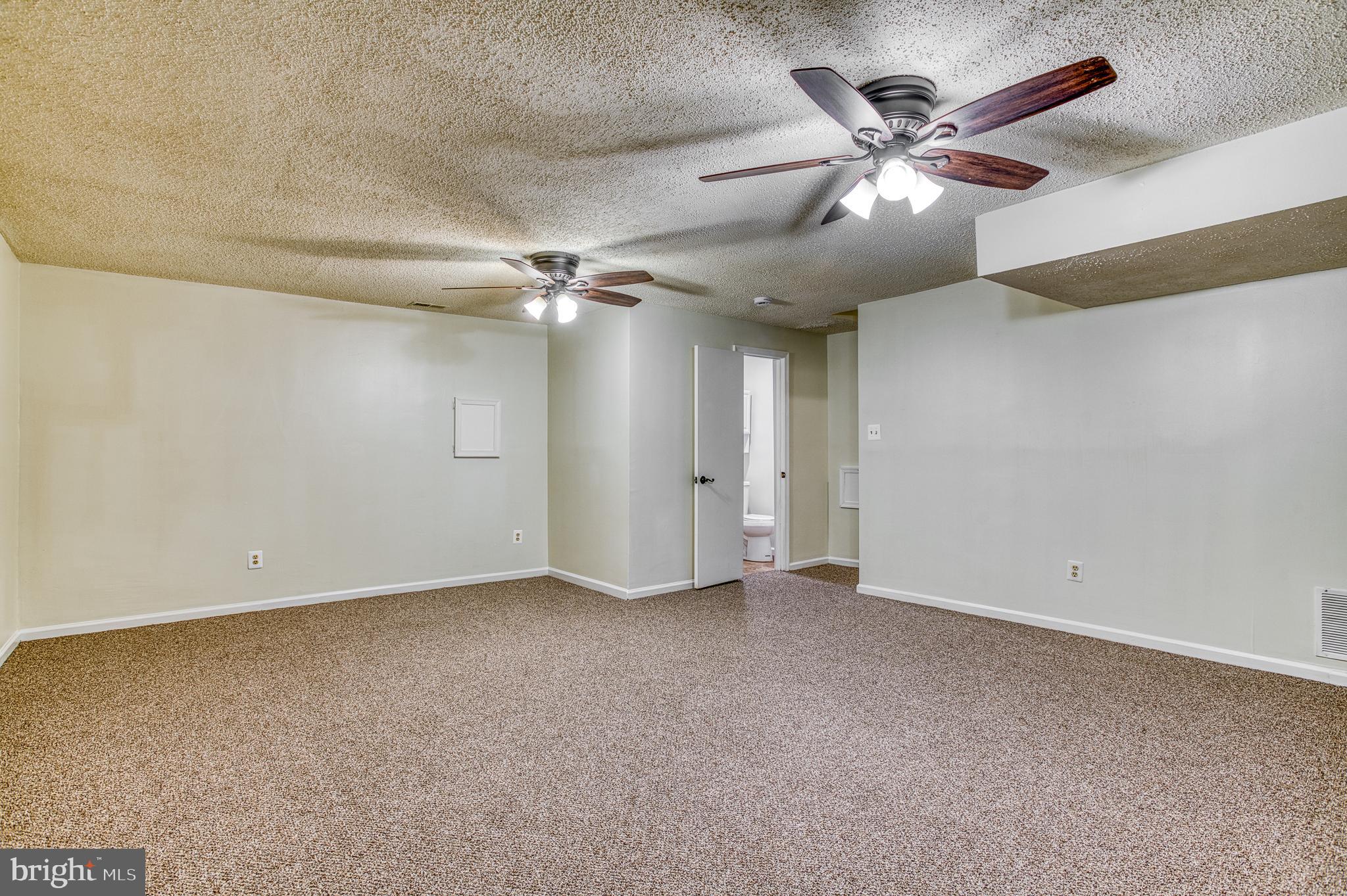 8581 BURLINGTON COURT