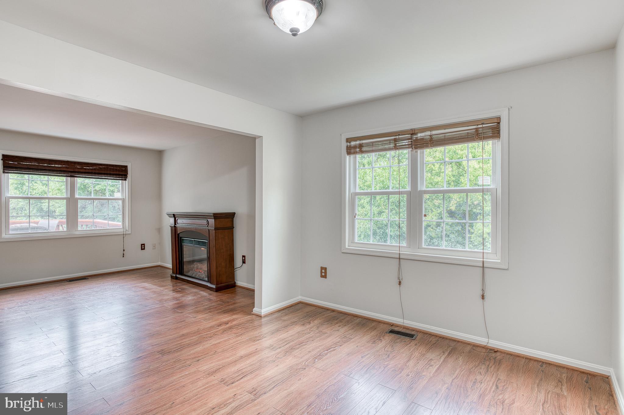 8581 BURLINGTON COURT