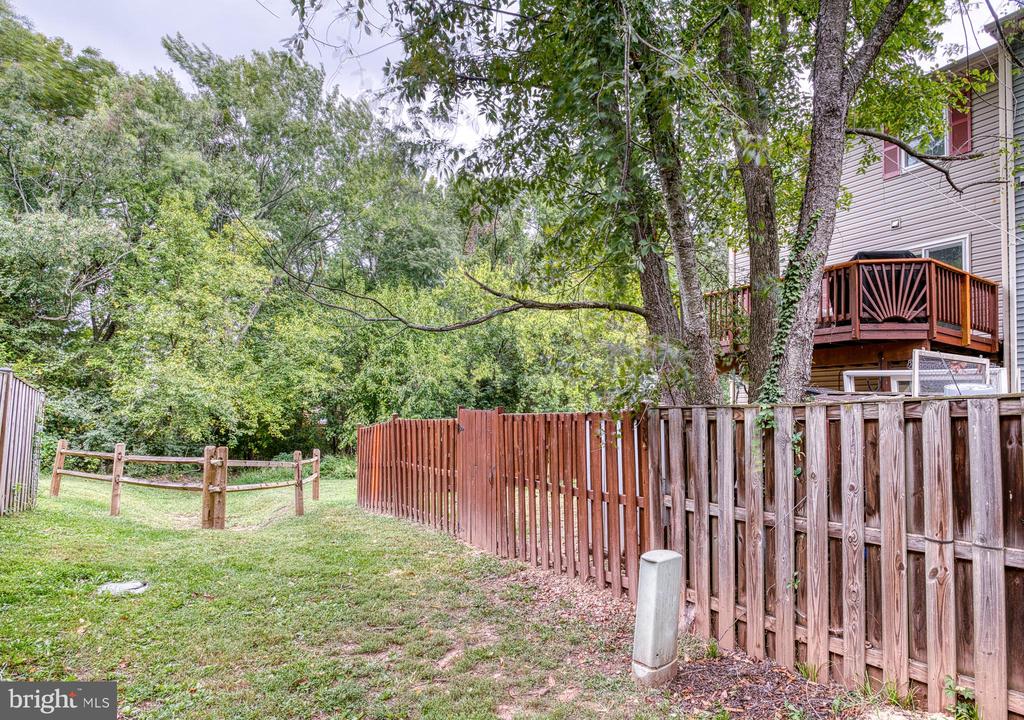 8581 BURLINGTON COURT