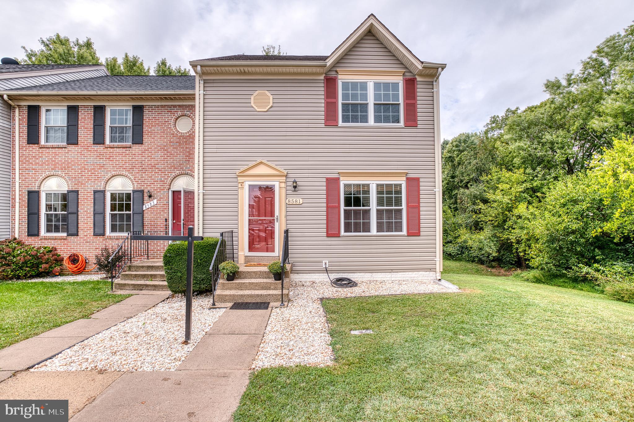 8581 BURLINGTON COURT