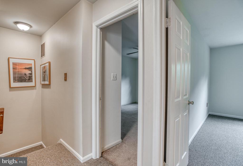 8581 BURLINGTON COURT