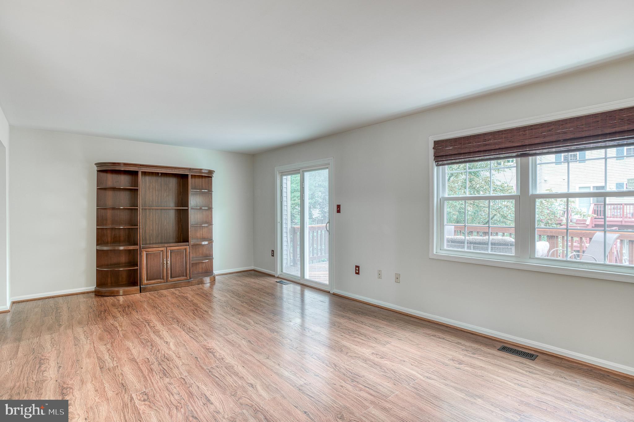 8581 BURLINGTON COURT