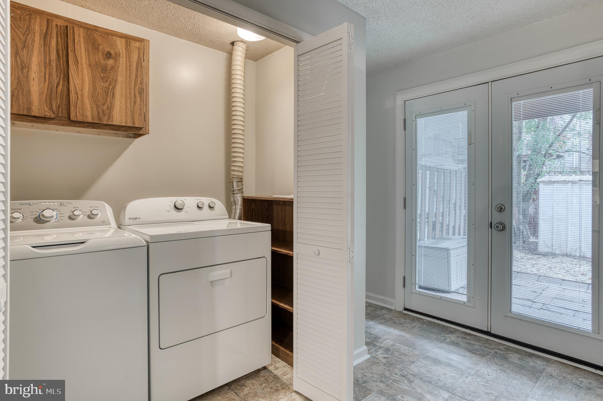 8581 BURLINGTON COURT