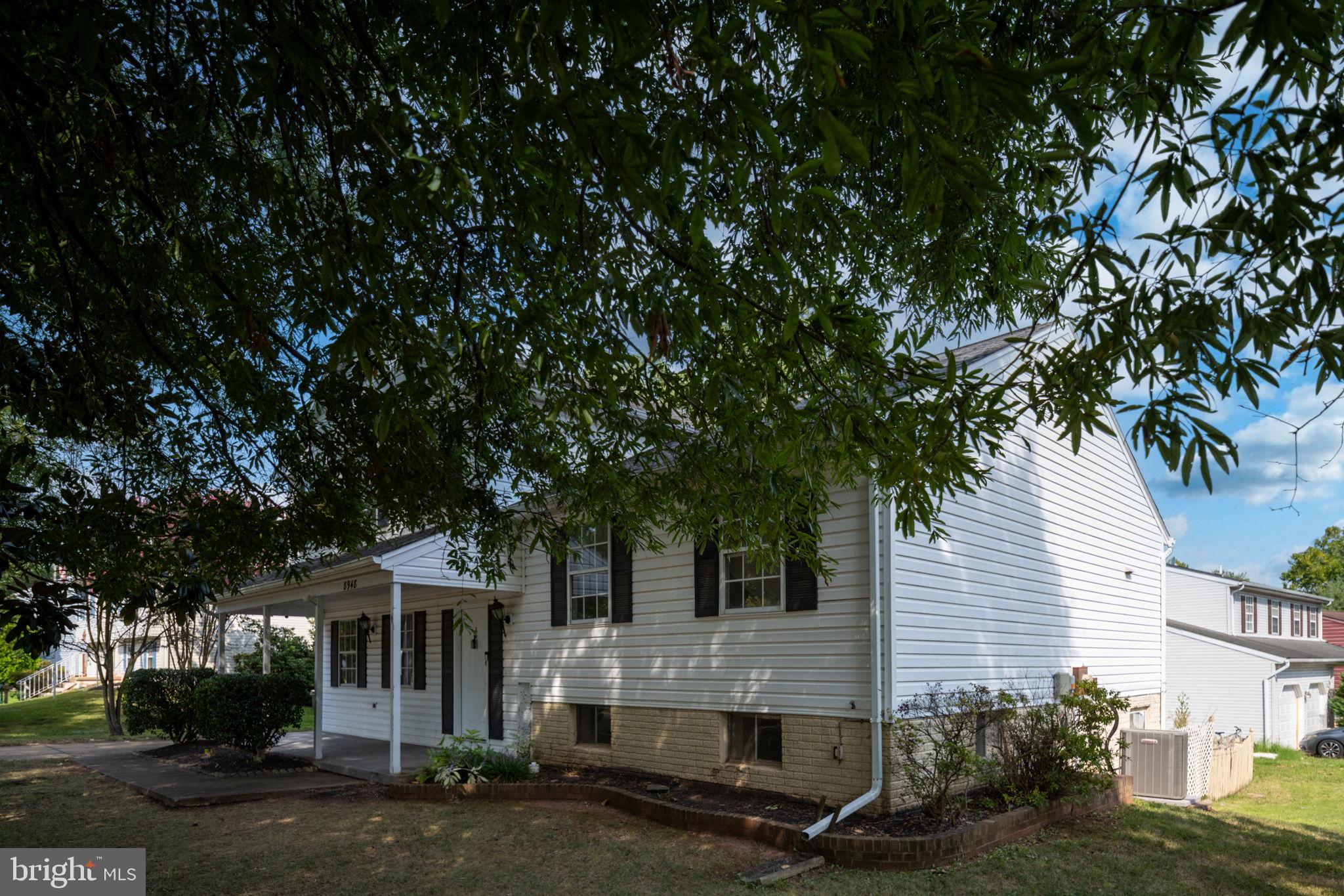 8948 Kamlea Dr