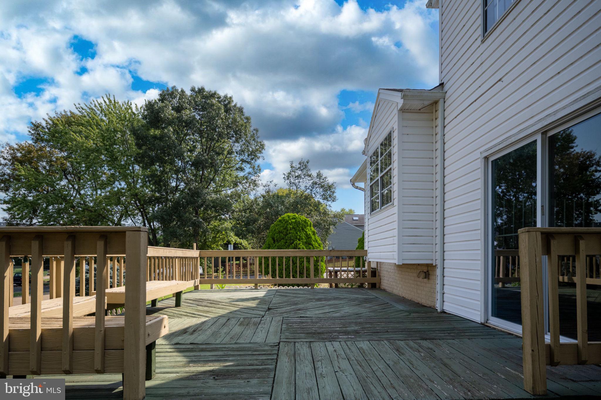 8948 Kamlea Dr