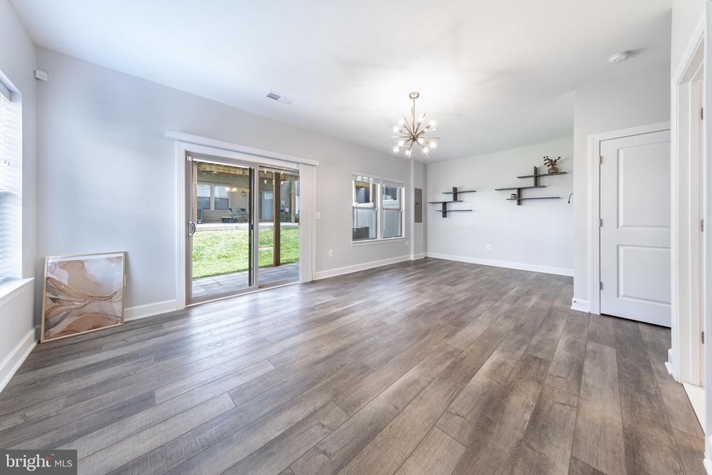 9929 HOPKINS LOOP