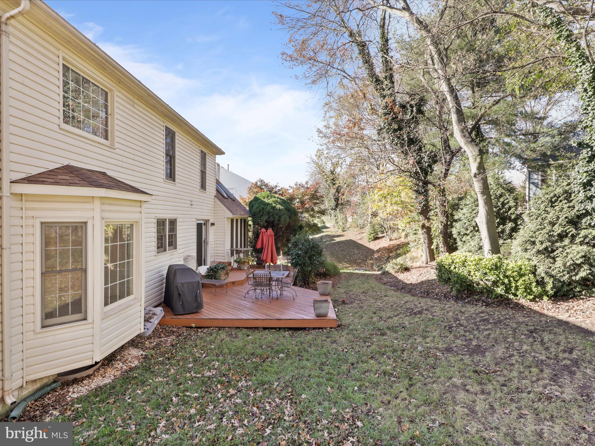 9354 RIVER CREST ROAD