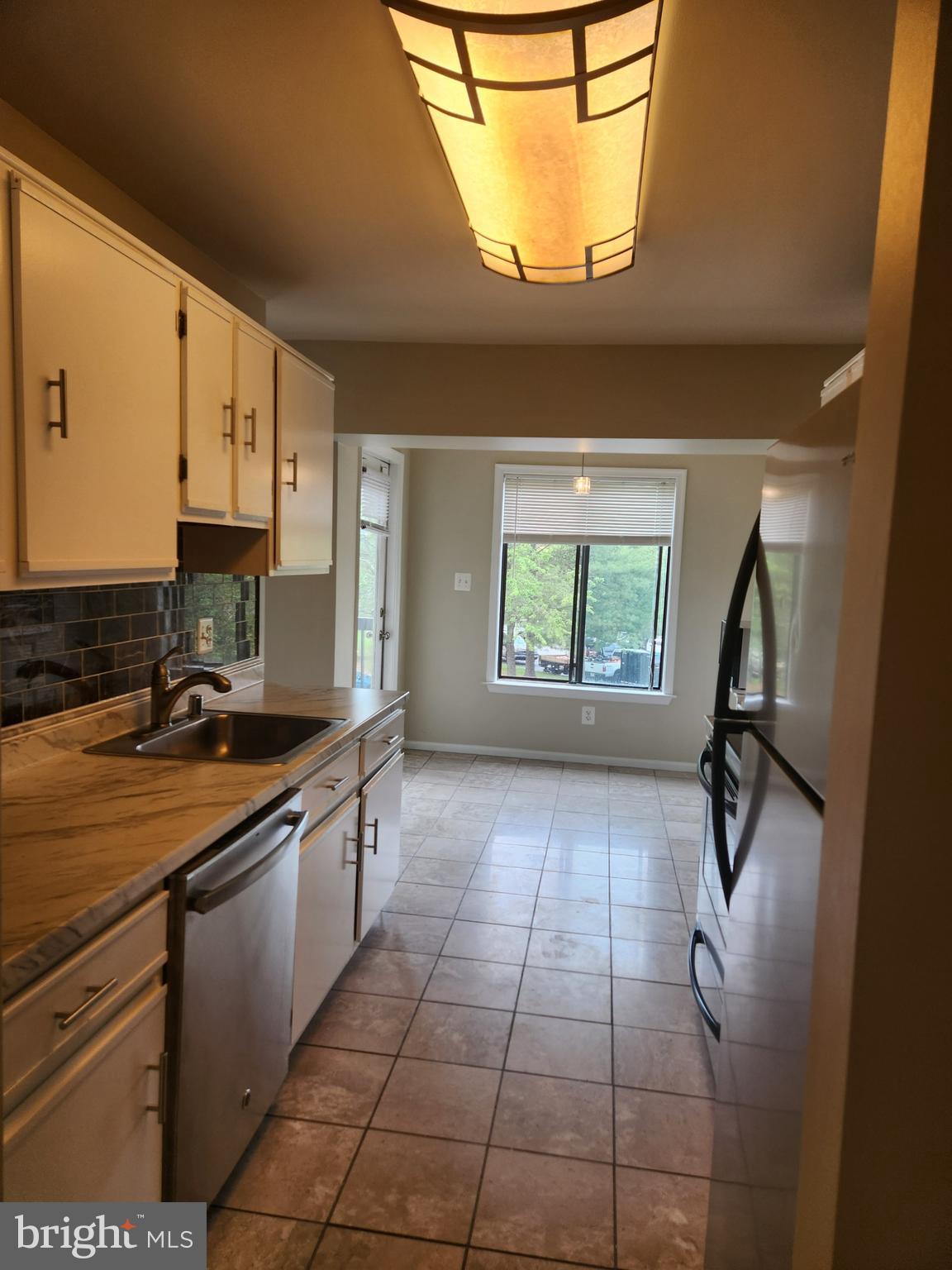 9569 COGGS BILL DR #301