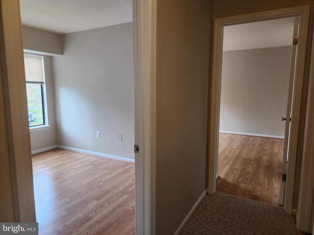 9569 COGGS BILL DR #301