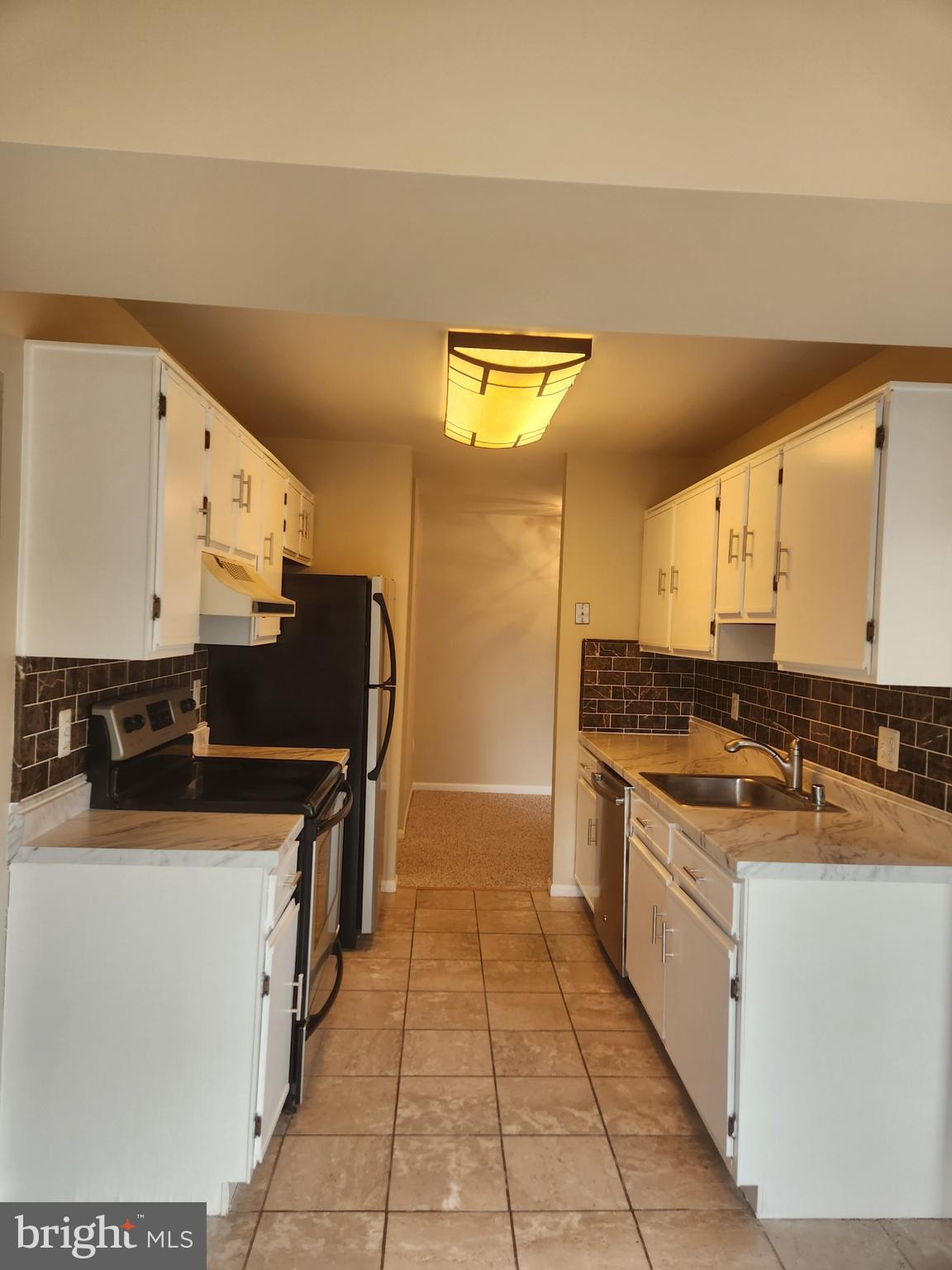 9569 COGGS BILL DR #301