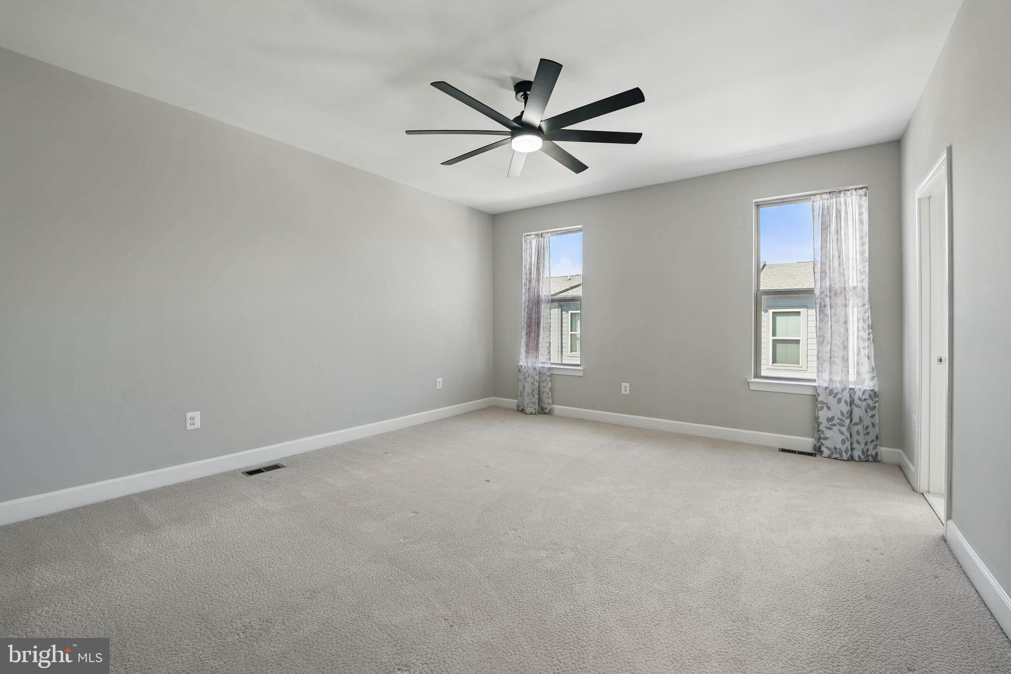 9870 Buchanan Loop
