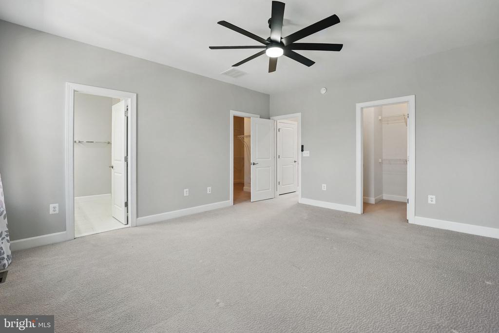 9870 Buchanan Loop