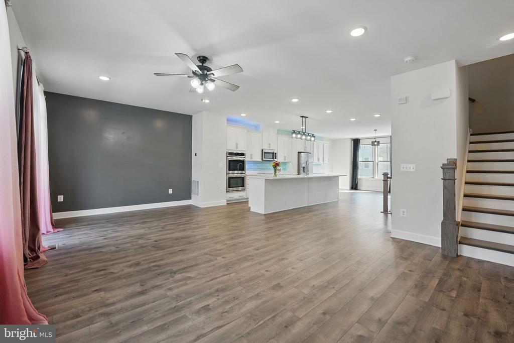9870 Buchanan Loop