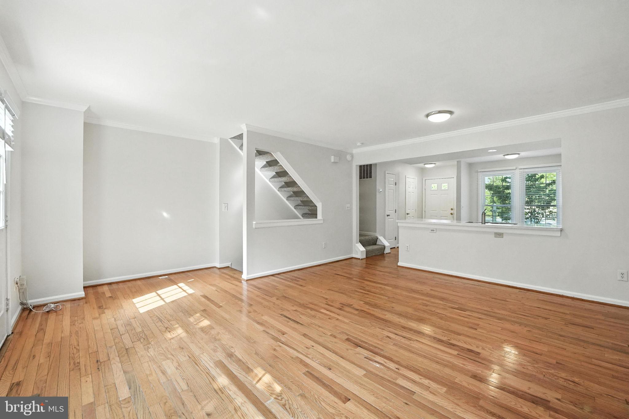 9763 Mock Orange Ct