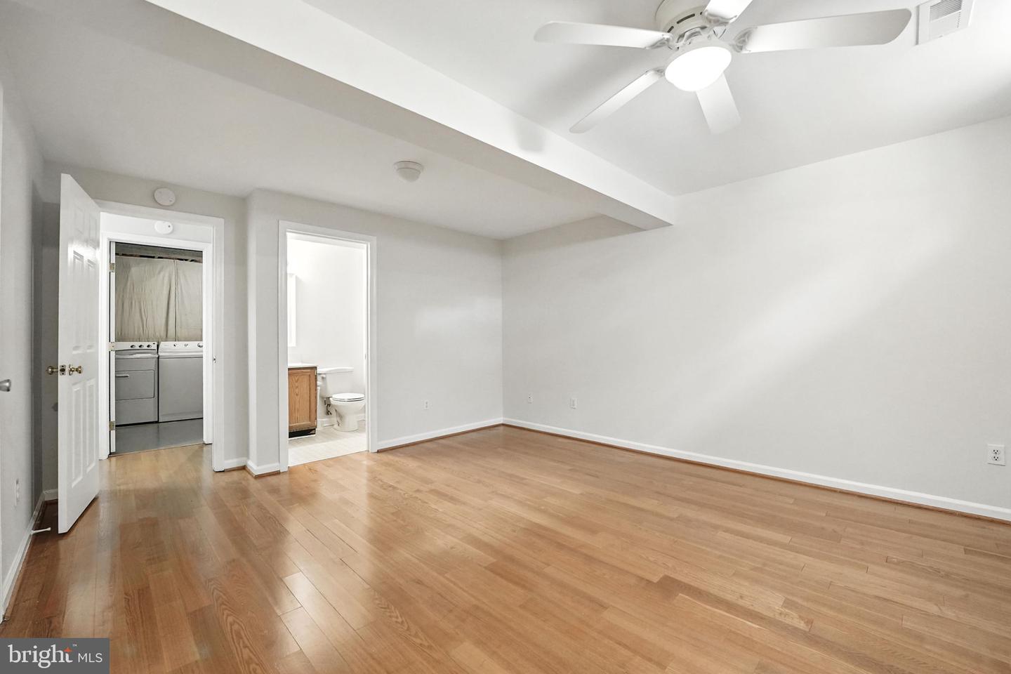 9763 Mock Orange Ct