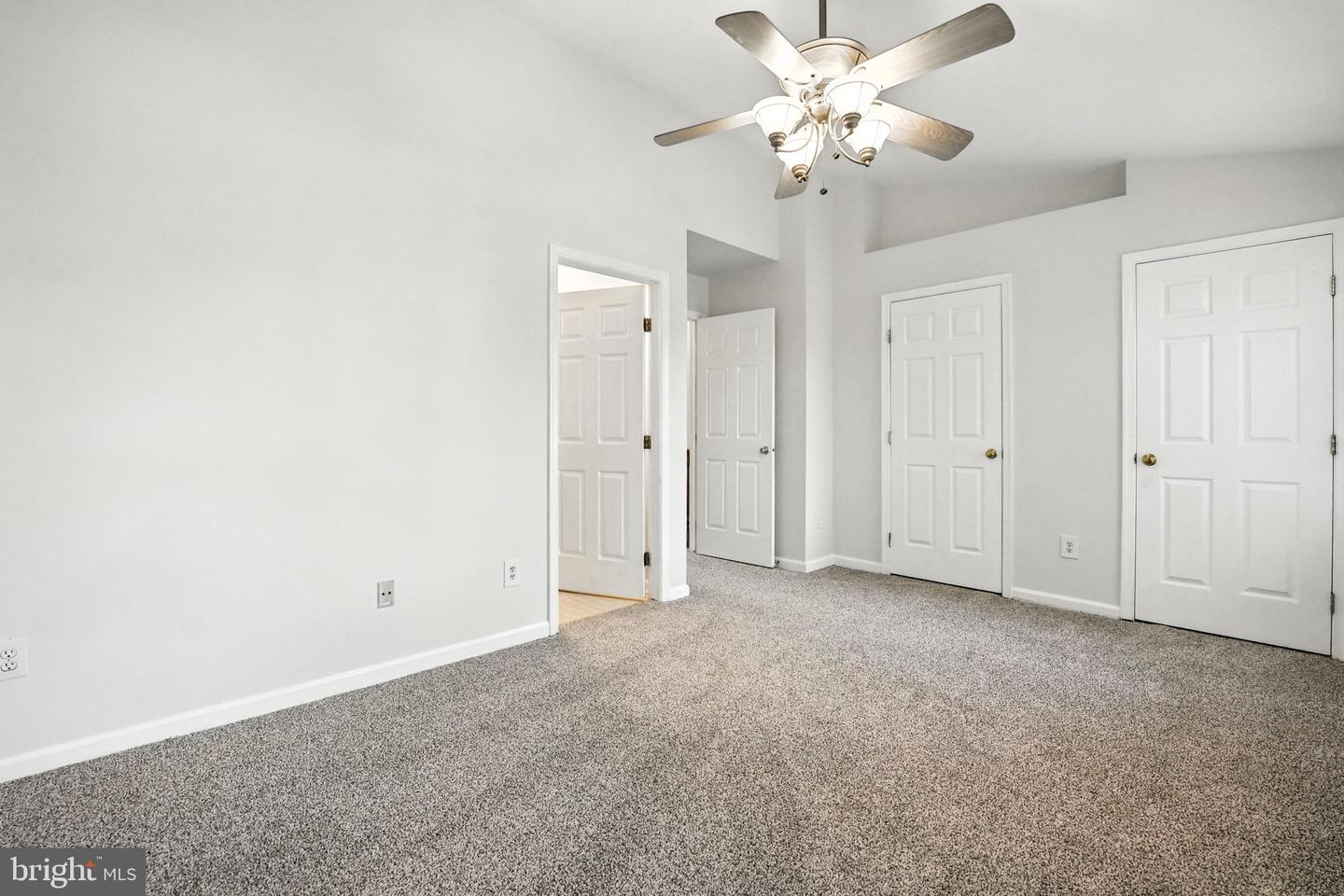 9763 Mock Orange Ct