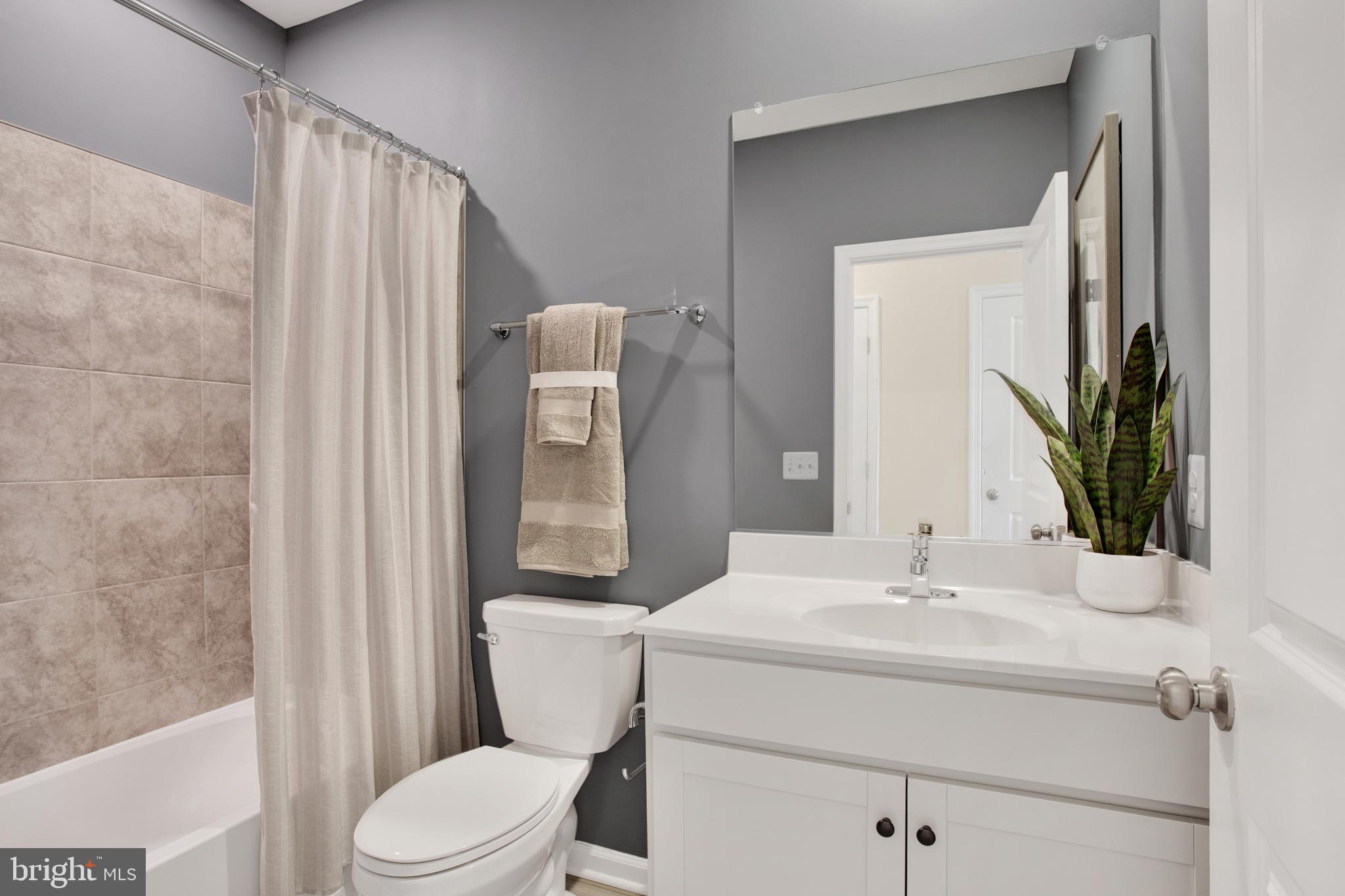 9679 SWALLOWTAIL LANE